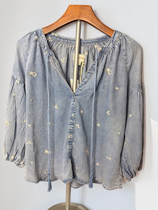 DRIFTWOOD Tops - DRIFTWOOD Light Blue Washed Embroidered Peasant Top